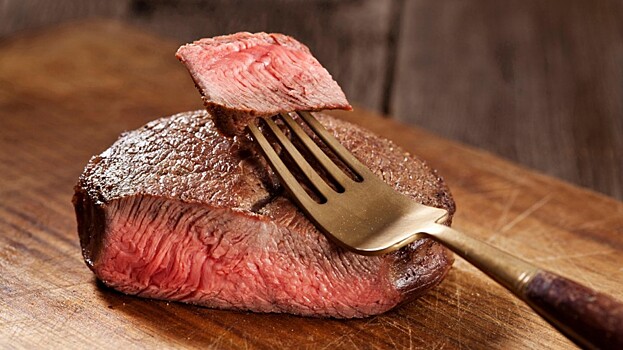 Почему опасно есть остывшее мясо