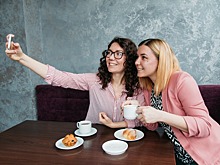 Московским ресторанам пригрозили проверками из-за фото посетителей без масок