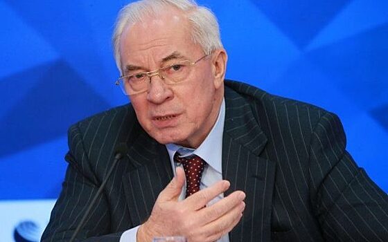 Экс-премьер заявил, что на Украине сознательно вытесняют русский язык