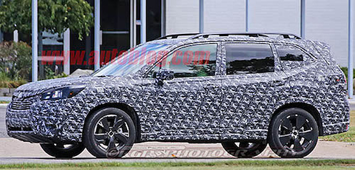 В Сети опубликованы шпионские фото нового поколения Subaru Forester