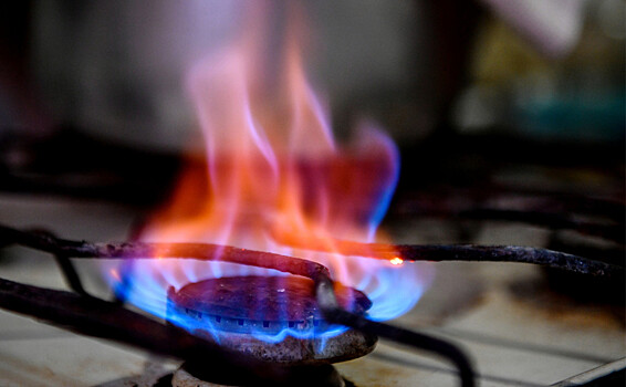 Жители российского города месяц жили без газа из-за соседа-алкоголика