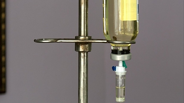 Чем опасны витаминные капельницы