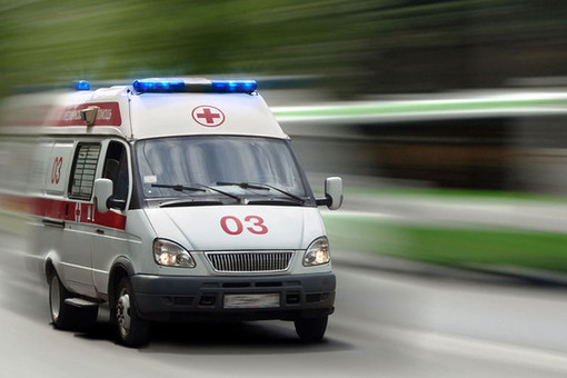 В Липецке выпавшая из окна девочка попала в больницу в тяжелом состоянии