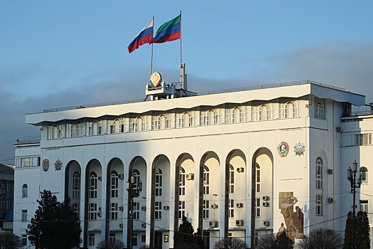 В Дагестане освобождены от должности два помощника вице-премьеров