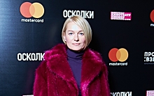 Виктория Толстоганова и Светлана Ходченкова поддержали Алису Хазанову на премьере ее кинодебюта «Осколки»