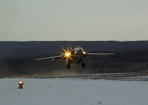 На Северном флоте начались тренировки МиГ-31 и Су-24