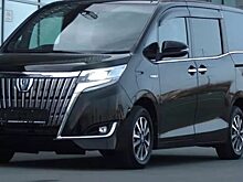 В Новосибирске раскрыли редкий праворульный минивэн из Японии TOYOTA Esquire за 2 млн рублей