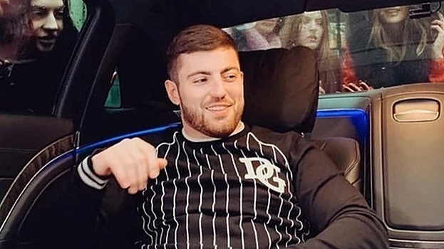 Осужденного в России блогера-миллионника Хизу задержали в аэропорту Дубая