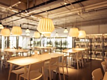 Эксперт объяснил отток посетителей из кафе и ресторанов