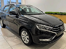 АвтоВАЗ готовится к подорожанию Lada: дилеры назвали новые цены
