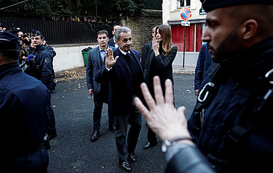 "Монте-Кристо", ТВ и 11-метровая камера: как будет отбывать наказание Саркози