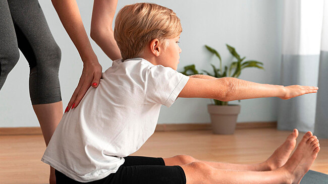 Сколиоз у детей: почему важно обнаружить его как можно раньше