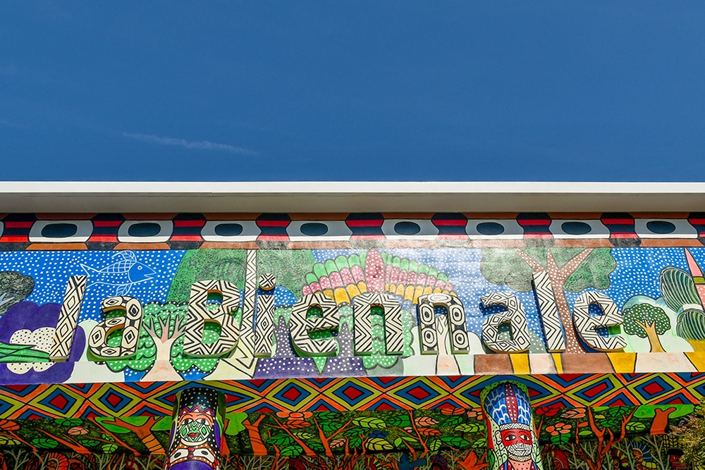 Евросоюз готов приостановить финансирование Венецианской биеннале из-за России