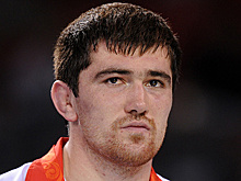 Борец Ахмедов 2 декабря получит золотую медаль Олимпиады в Пекине