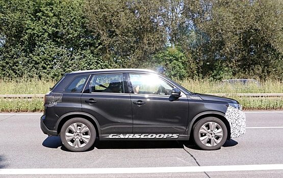 Suzuki Vitara прячет новое «лицо» под камуфляжем