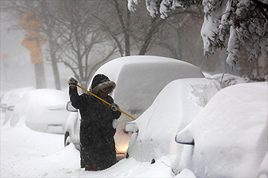 Жительница Екатеринбурга отсудила 186 тысяч рублей за упавший на автомобиль снег
