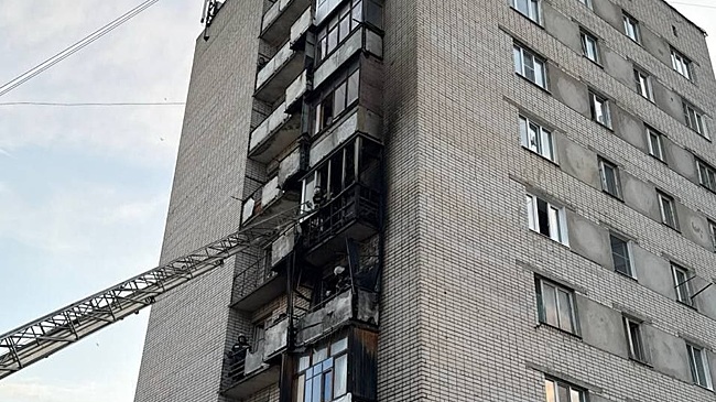 30 человек эвакуировали из жилого дома в Заволжье