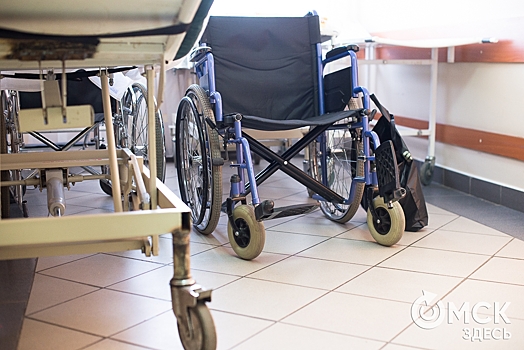 Инклюзивная революция: в Омске запустят сервис по выбору одежды для колясочников