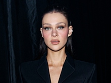 Невестка Виктории Бекхэм опубликовала фото в купальнике