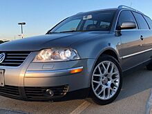 На продажу выставили редкий VW Passat: универсал с W8 и «механикой»
