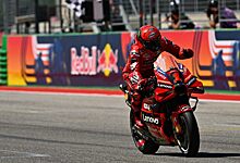 Франческо Баньяя выиграл спринт MotoGP в Остине