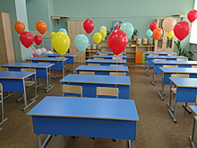 Брянский губернатор Александр Богомаз поздравил работников образования с Днем учителя