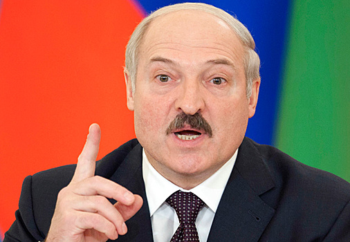Обзор зарубежных СМИ: оправдания Лукашенко, несбывшиеся надежды «майдана», Хэллоуин на кладбище