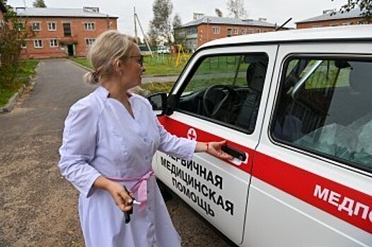 Служебный автомобиль получил фельдшер ФАПа в Малоярославецком районе