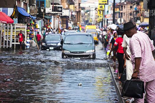 В ЮАР сильнейшее наводнение в истории унесло более 300 жизней: Новости ➕1, 14.04.2022