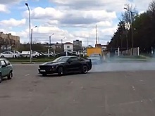 Администратор автомойки в Минске разбил Ford Mustang клиента