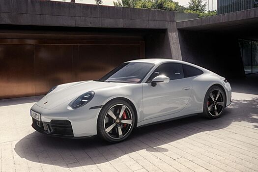 В Porsche представили самую динамичную 911 Carrera S