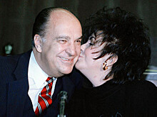 Умер Нейл Папиано