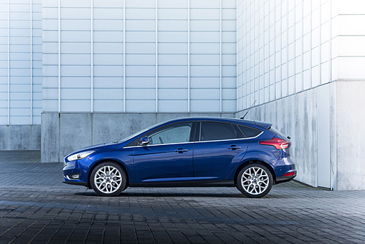 Не едет и тесный: почему вам не нужен Ford Focus