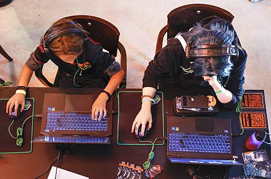 В Госдуме неожиданно выступили против запрета игр с ЛГБТ и жестокостью