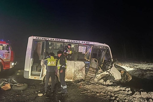 В Луганске в ДТП с автобусом пострадали шесть человек