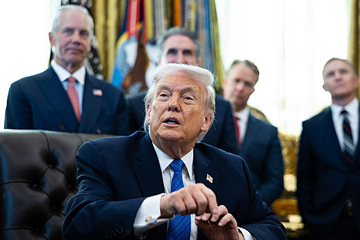 Трамп на крючке: Белый дом тянет войска к Ирану, но боится «цены вопроса»