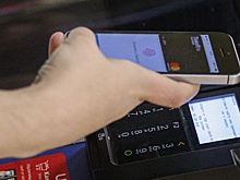 Россияне могут потерять миллионы через бесконтактную оплату со смартфона