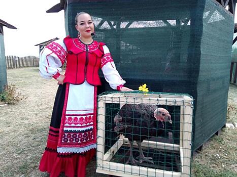 Фестиваль в Атамани посвятили индюшке новой породы