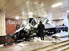 Названа причина ДТП с влетевшей в переход метро «Газелью»