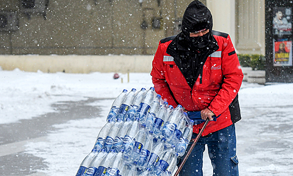Половина жителей Саратова остались без воды из-за аварии