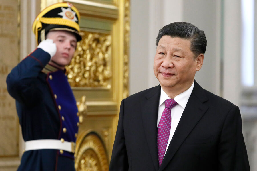 Макгрегор заявил, что Си Цзиньпин пытался донести мнение Путина об Украине