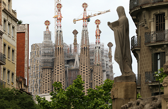 Собор Святого Семейства в Барселоне объявили самостроем