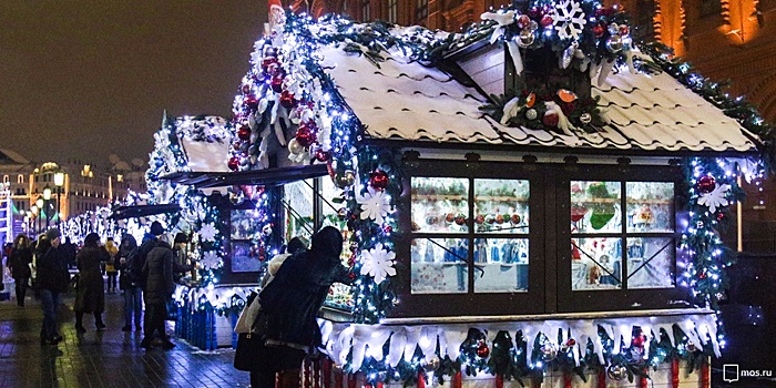Более 320 шале откроют на площадках фестиваля «Путешествие в Рождество»