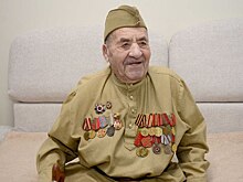 В Оренбурге ветеран Иван Шевченко отметил 102 день рождения