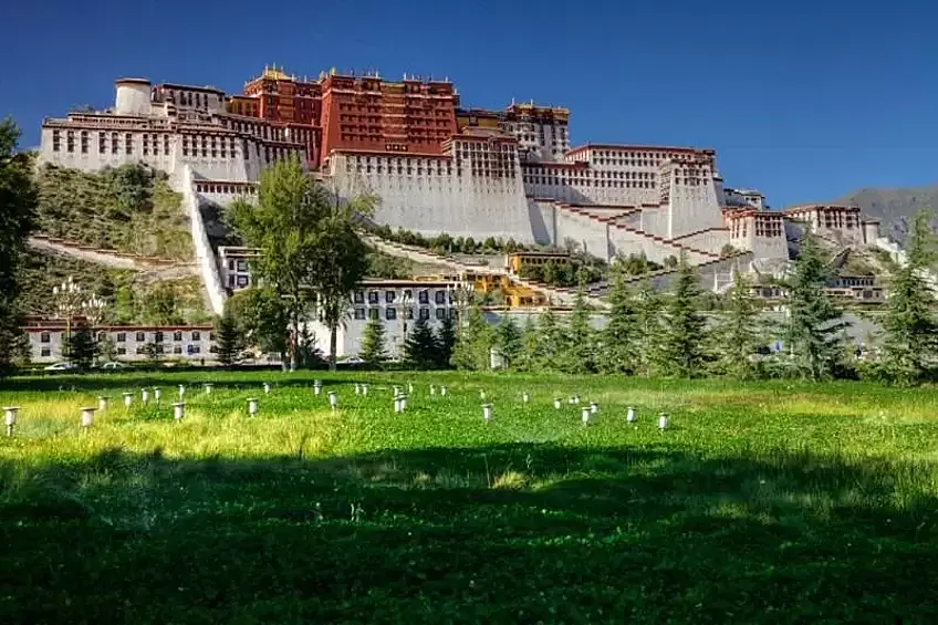 Дворец Потала, Тибет – Астапор.