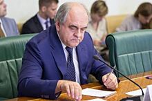 Вице-губернатор Виталий Азаров уходит в отставку