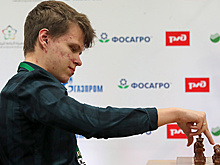 Российские шахматисты сыграли вничью с испанцами на командном чемпионате Европы