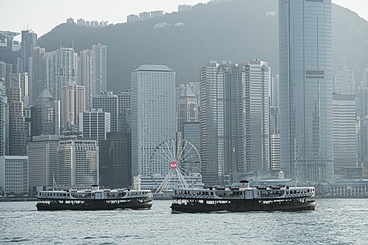 Коронавирус вызвал рекордный спад в экономике Гонконга