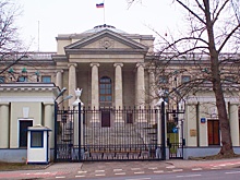 МИД РФ заявил о попытках напасть на российское посольство в Польше с «коктейлями Молотова»