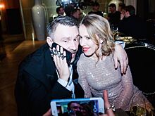 Собчак ответила Шнурову, который намекнул в своей песне, что сын телеведущей не от Виторгана